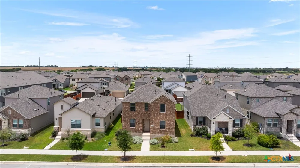 223 Flowers Avenue Hutto, TX 78634