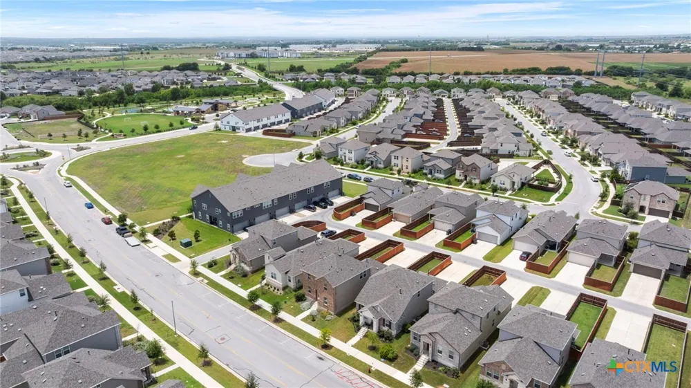 223 Flowers Avenue Hutto, TX 78634
