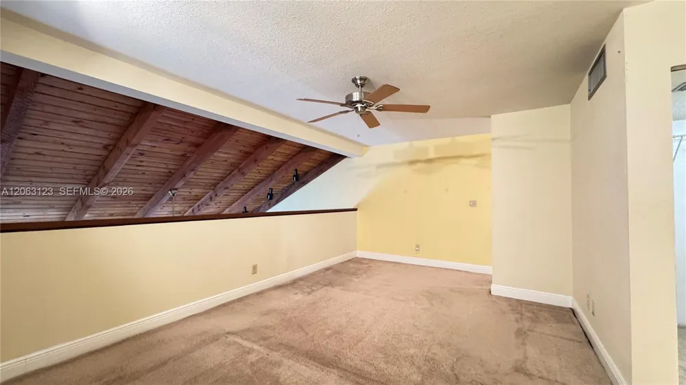 1151 Windward Dr #1151 Pembroke Pines, FL 33026