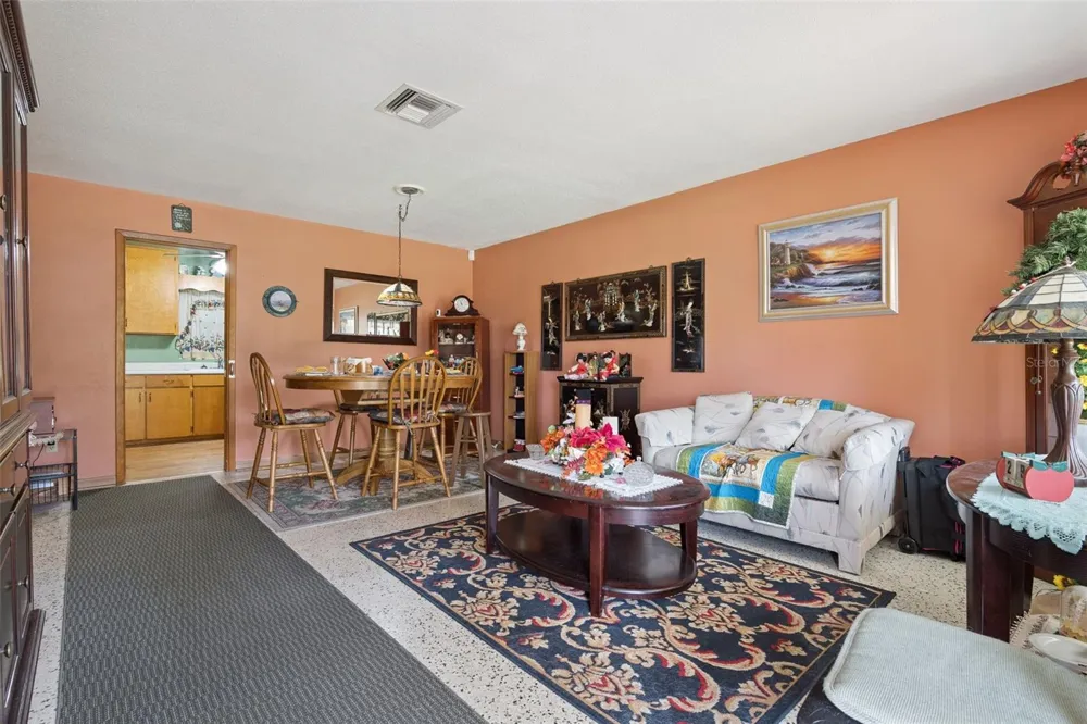 6832 OSWEGO DRIVE Mount Dora, FL 32757