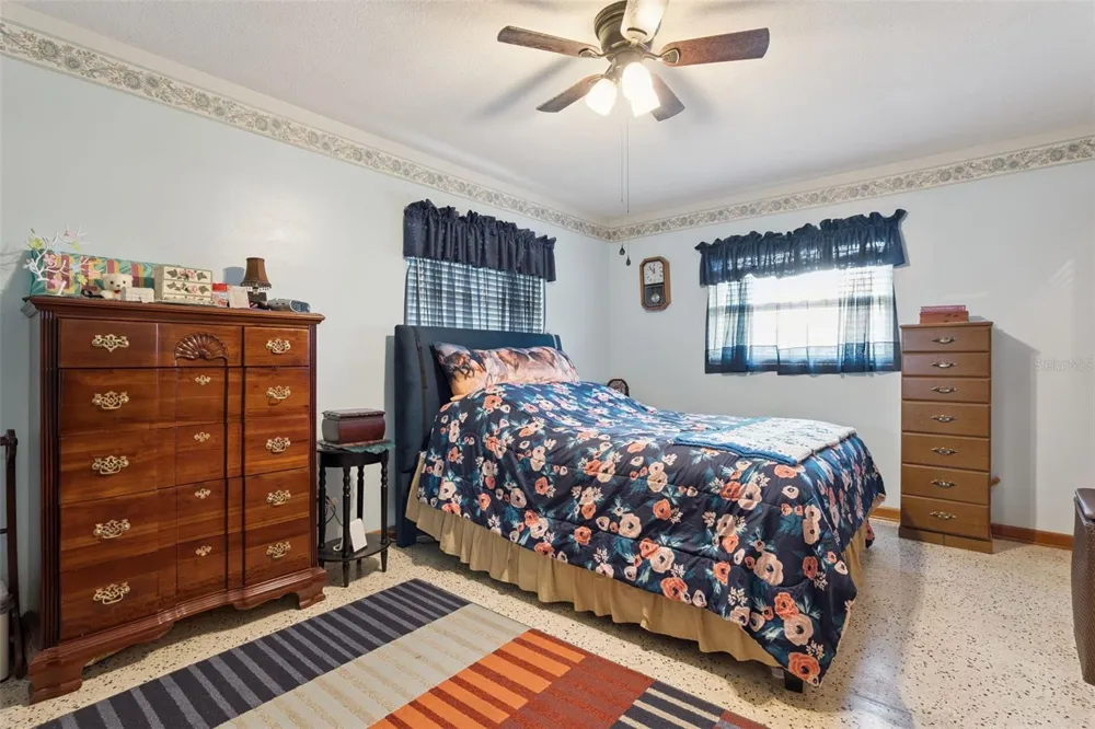 6832 OSWEGO DRIVE Mount Dora, FL 32757