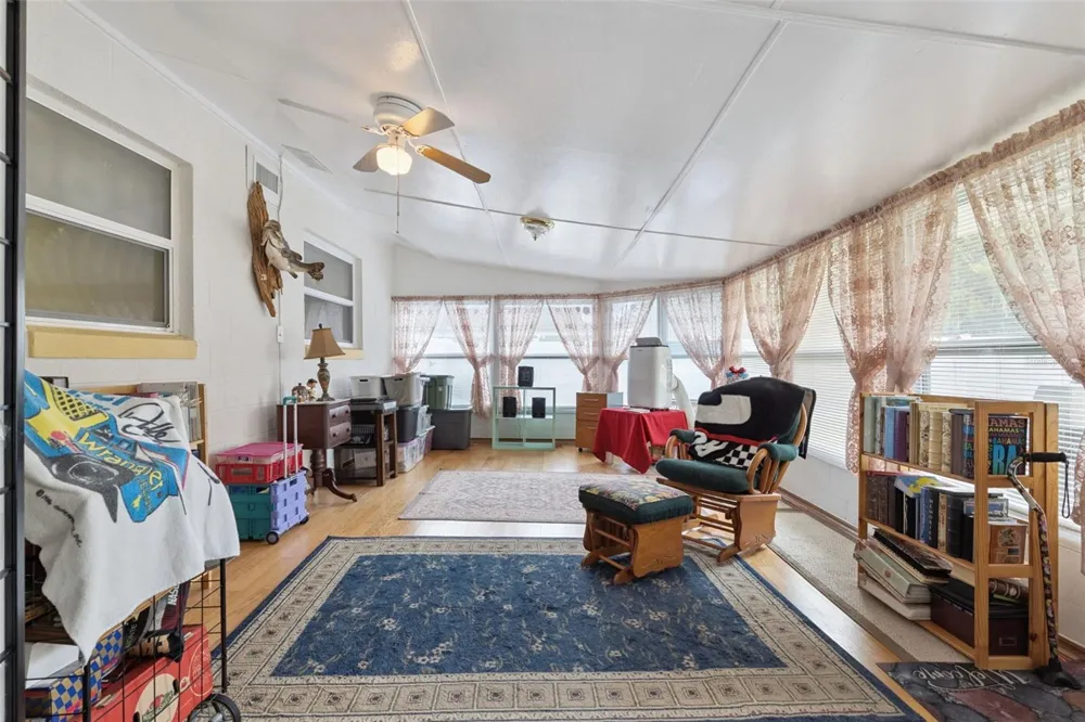 6832 OSWEGO DRIVE Mount Dora, FL 32757