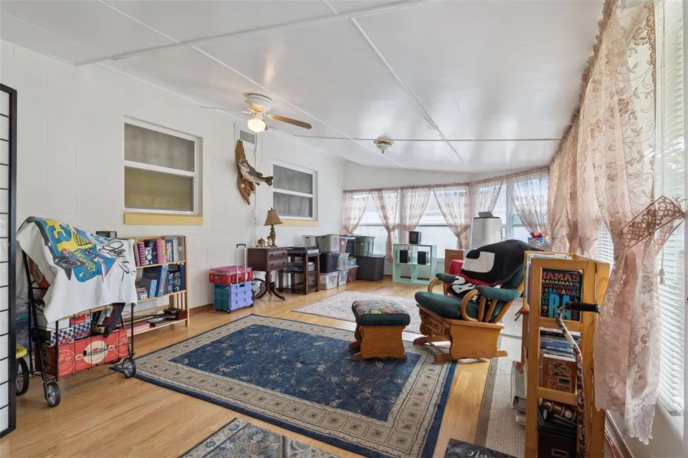 6832 OSWEGO DRIVE Mount Dora, FL 32757