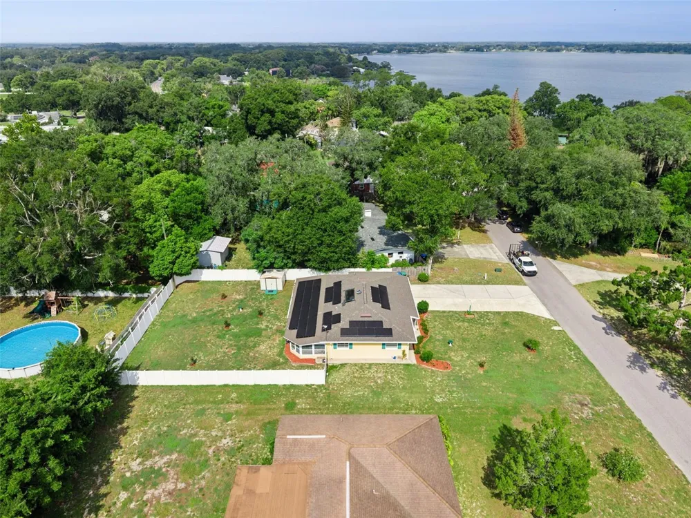 6832 OSWEGO DRIVE Mount Dora, FL 32757