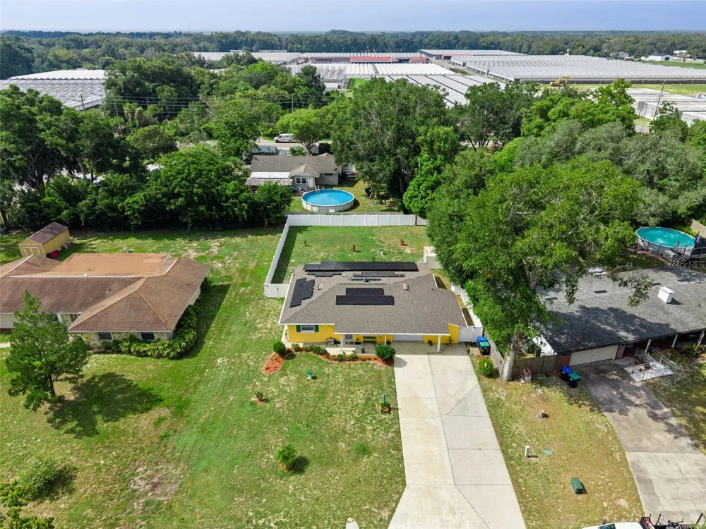 6832 OSWEGO DRIVE Mount Dora, FL 32757