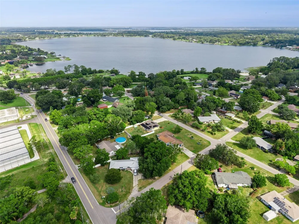 6832 OSWEGO DRIVE Mount Dora, FL 32757