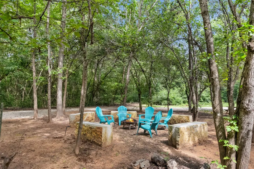2525 US Highway 175 Athens, TX 75751