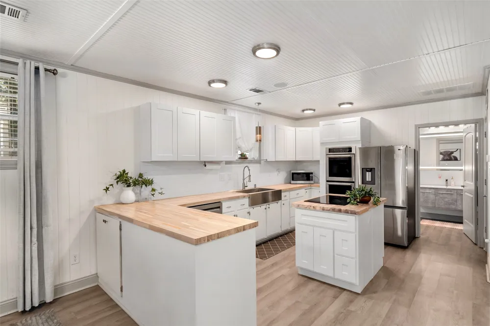 2525 US Highway 175 Athens, TX 75751