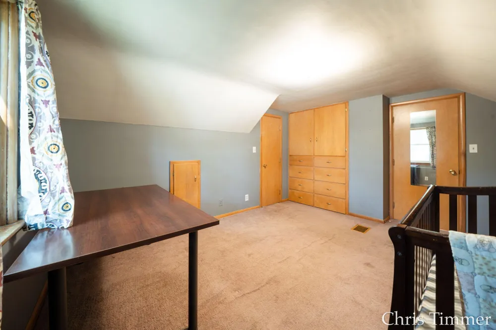 605 64th Avenue Zeeland, MI 49464