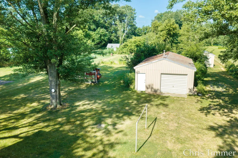 605 64th Avenue Zeeland, MI 49464
