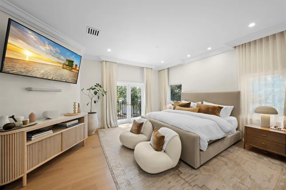 2765 Brickell Court Miami, FL 33129