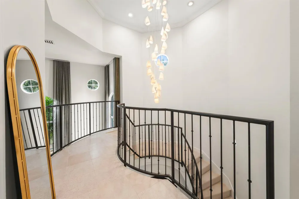 2765 Brickell Court Miami, FL 33129