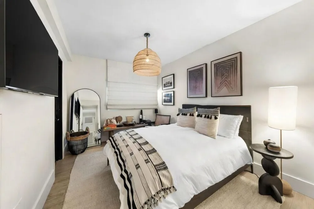 2765 Brickell Court Miami, FL 33129