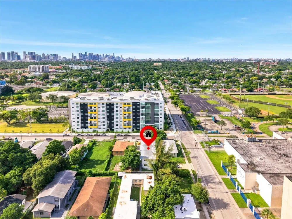 925 NW 69th St #2 Miami, FL 33150