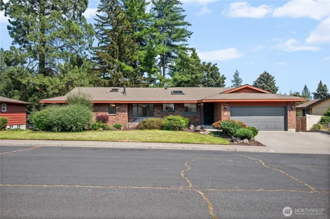 7118 Winston Drive
