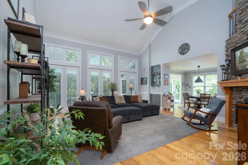 1820 Southpoint Lane New London, NC 28127