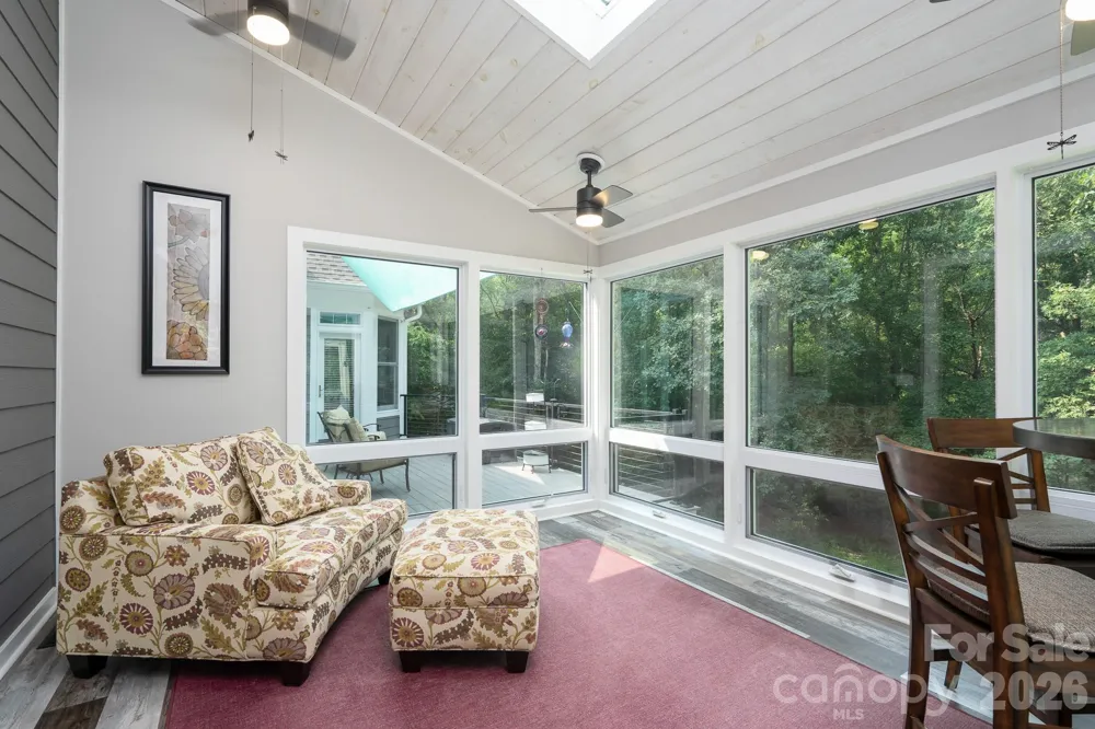 1820 Southpoint Lane New London, NC 28127