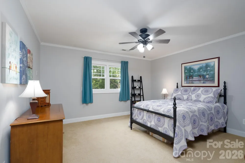 1820 Southpoint Lane New London, NC 28127