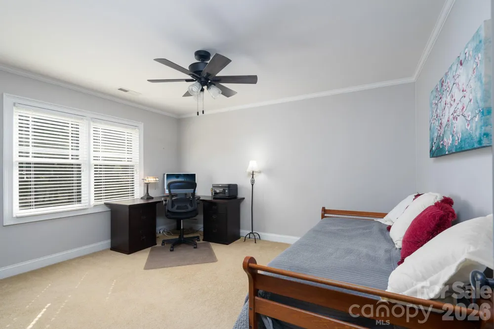 1820 Southpoint Lane New London, NC 28127
