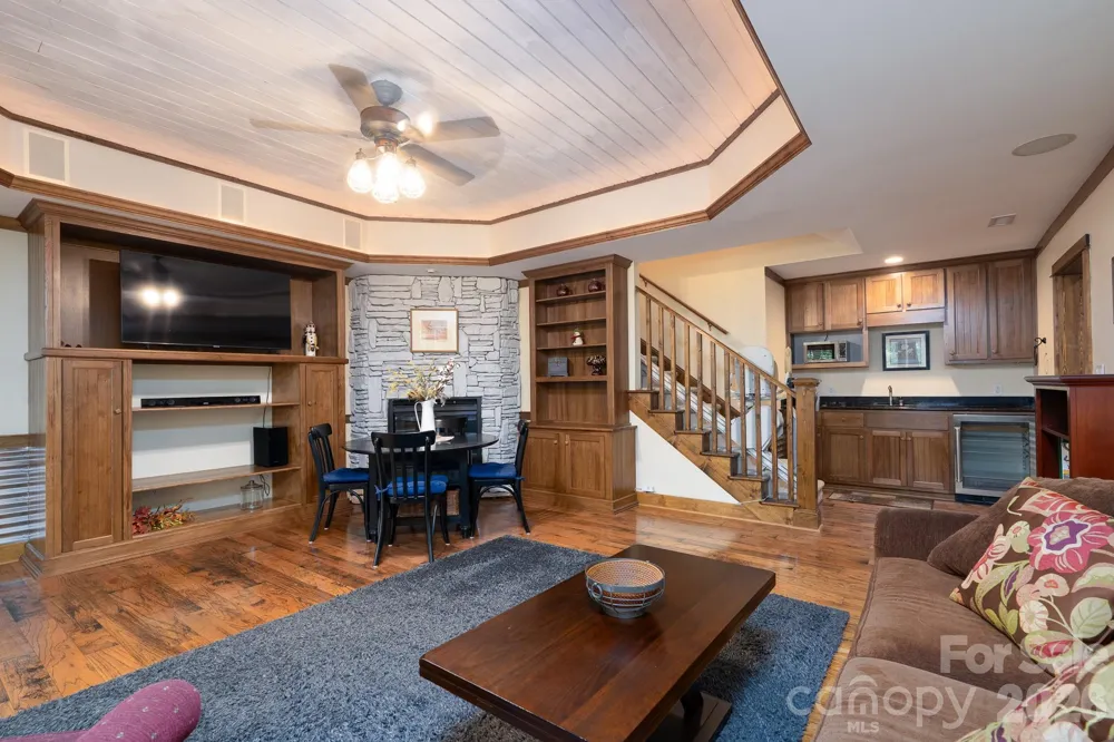 1820 Southpoint Lane New London, NC 28127