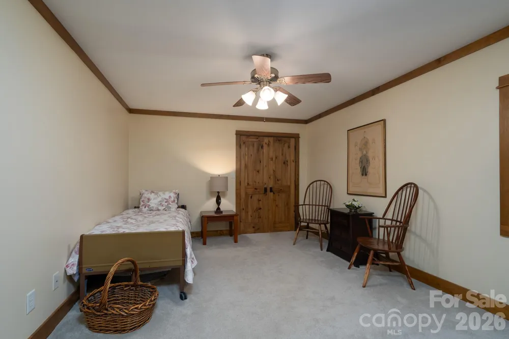 1820 Southpoint Lane New London, NC 28127