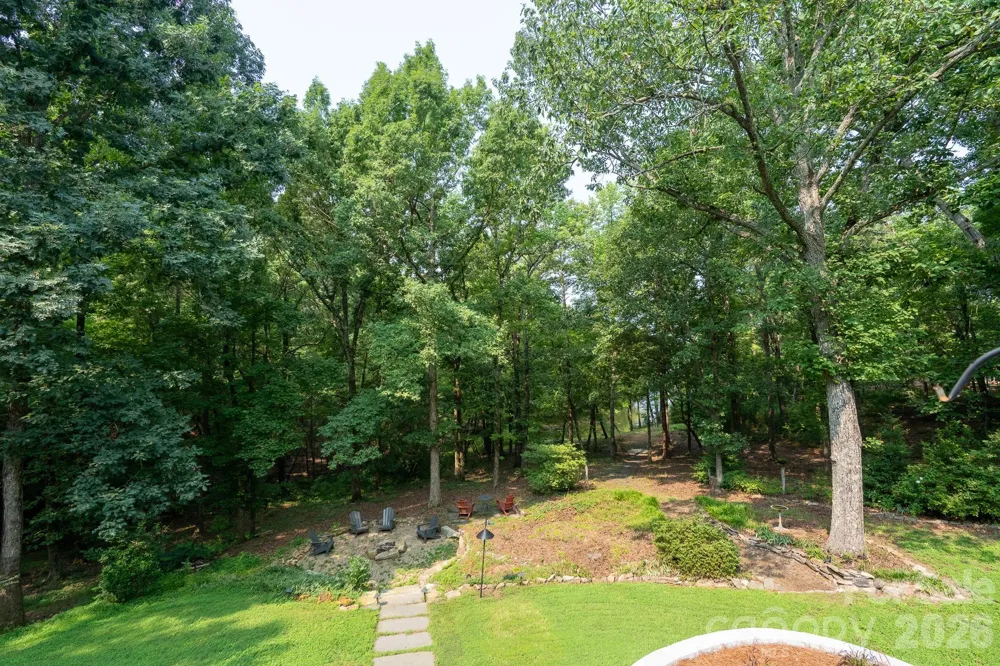 1820 Southpoint Lane New London, NC 28127