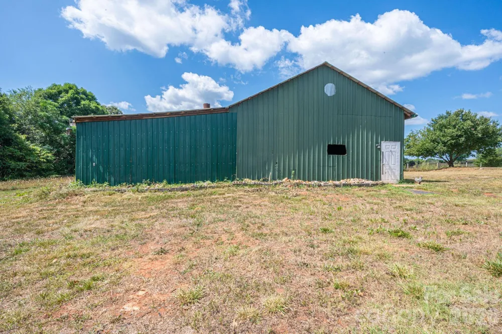 1130 Howards Creek Mill Road Vale, NC 28168