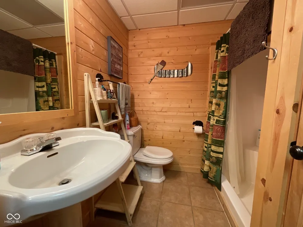 2665 S Fishback Road Rockville, IN 47872