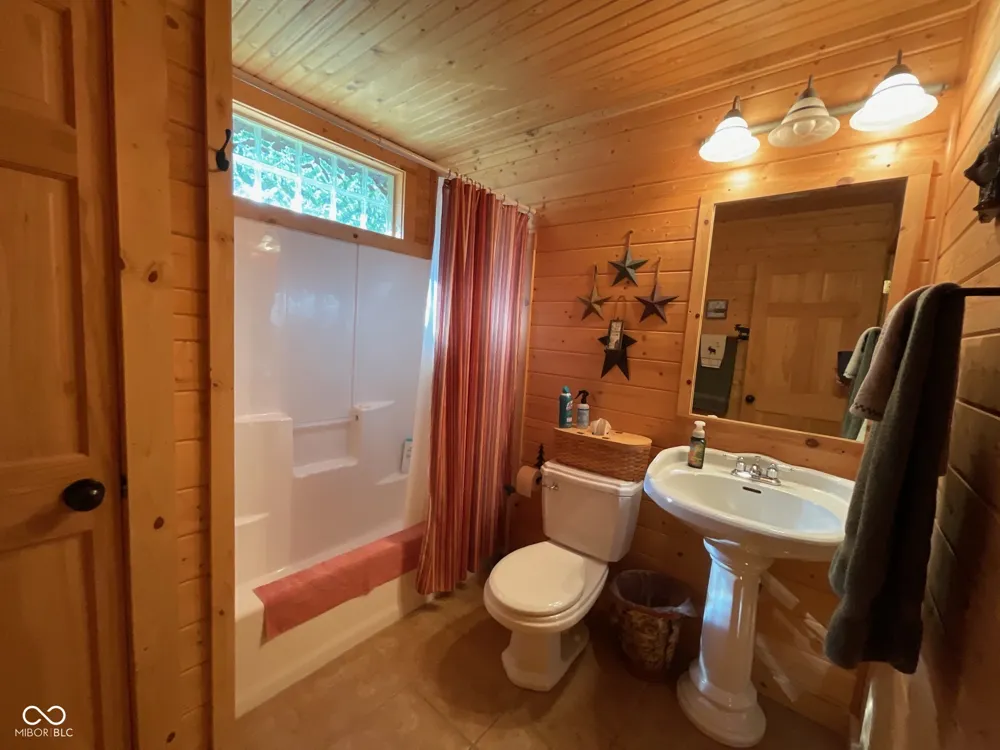 2665 S Fishback Road Rockville, IN 47872