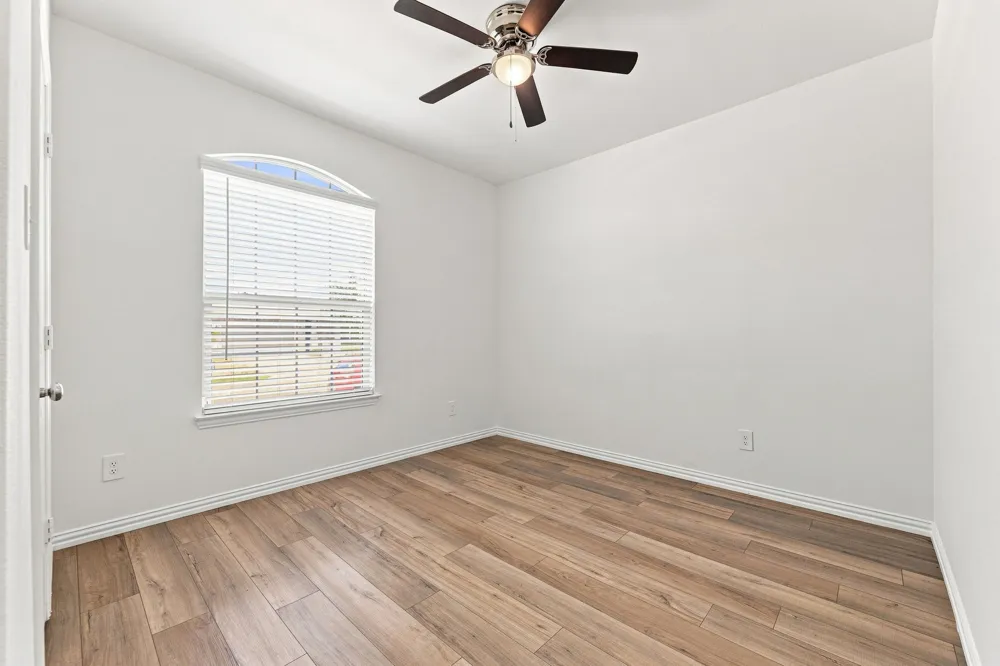 3618 Big Nemaha Drive Crandall, TX 75114