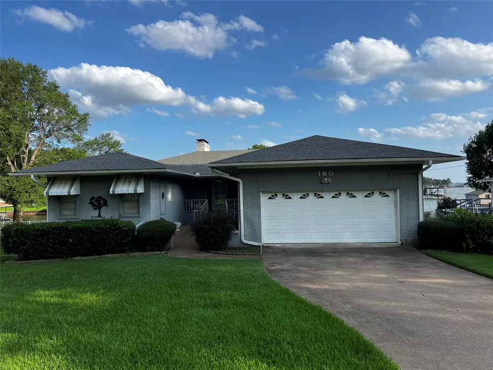 160 Santa Monica Drive Mabank, TX 75156