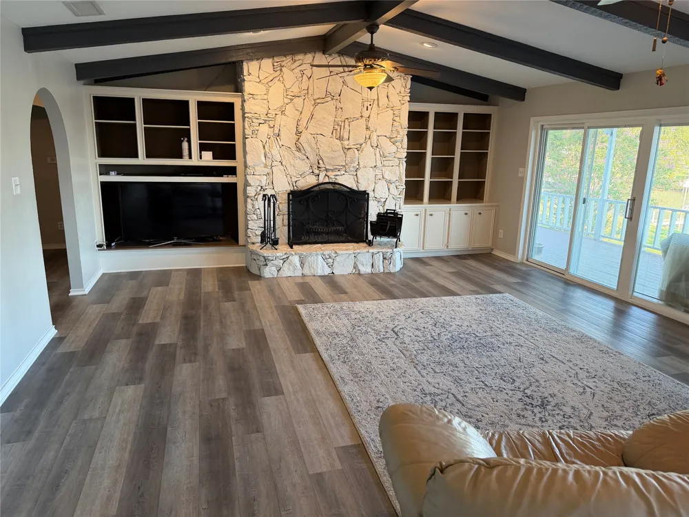 160 Santa Monica Drive Mabank, TX 75156