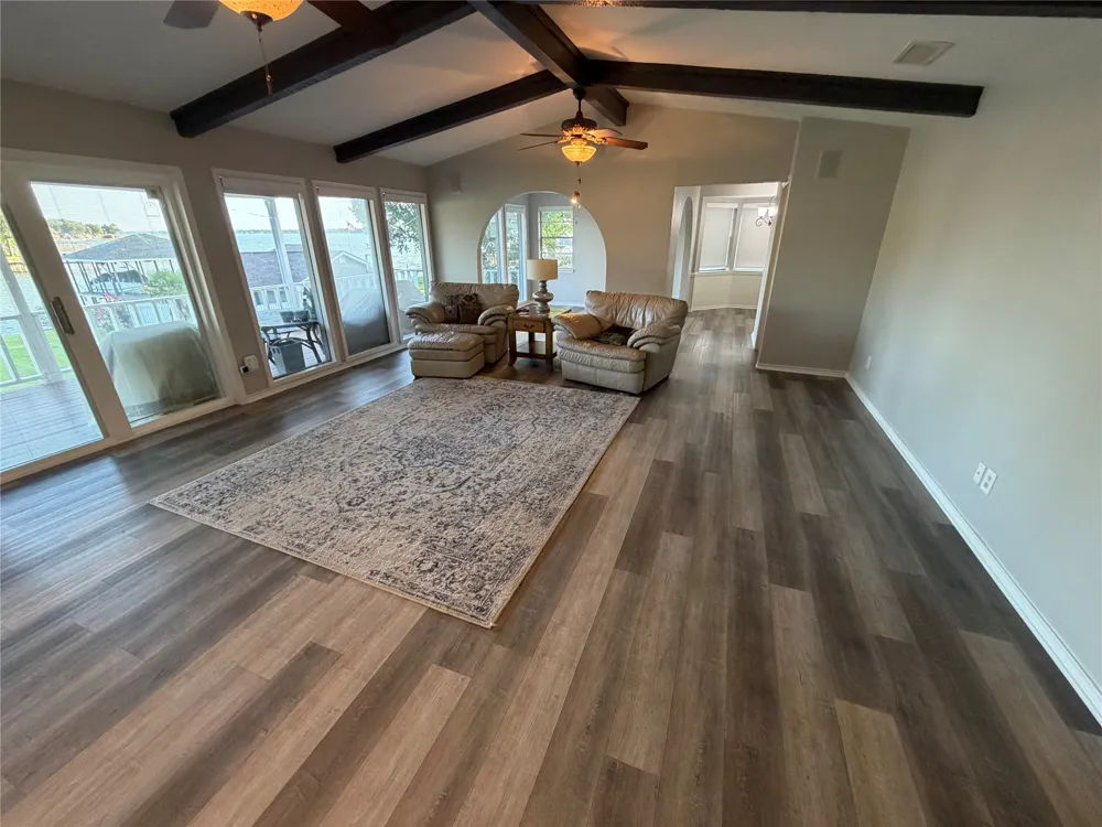 160 Santa Monica Drive Mabank, TX 75156