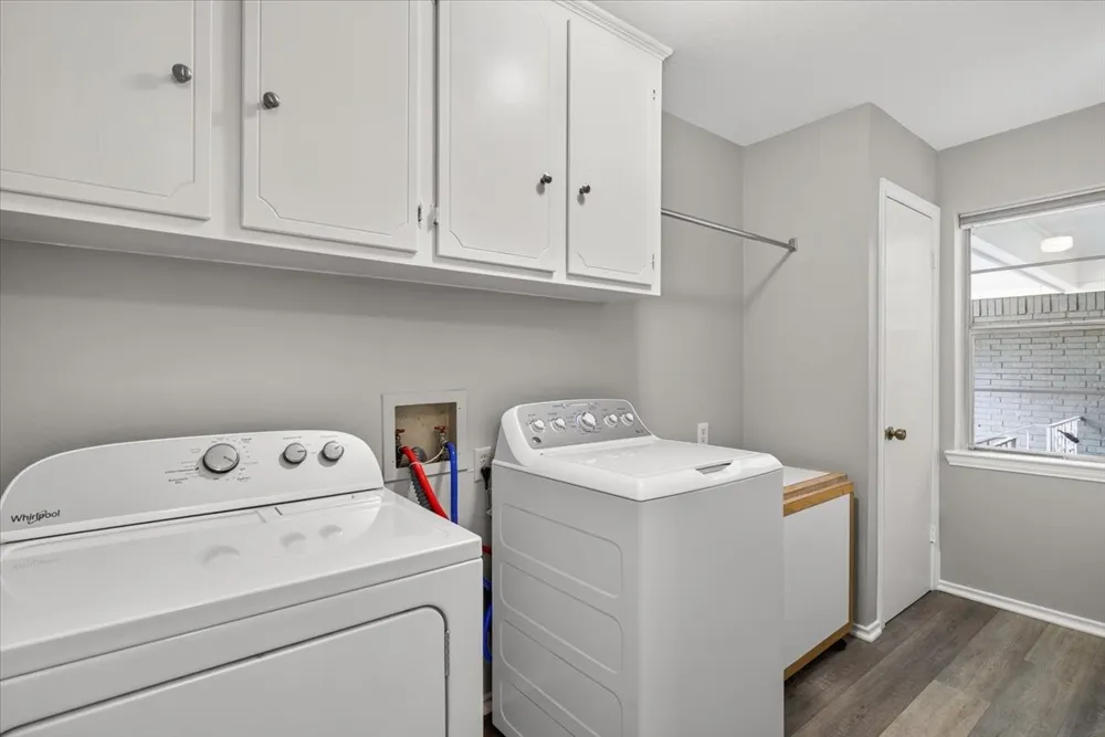 160 Santa Monica Drive Mabank, TX 75156