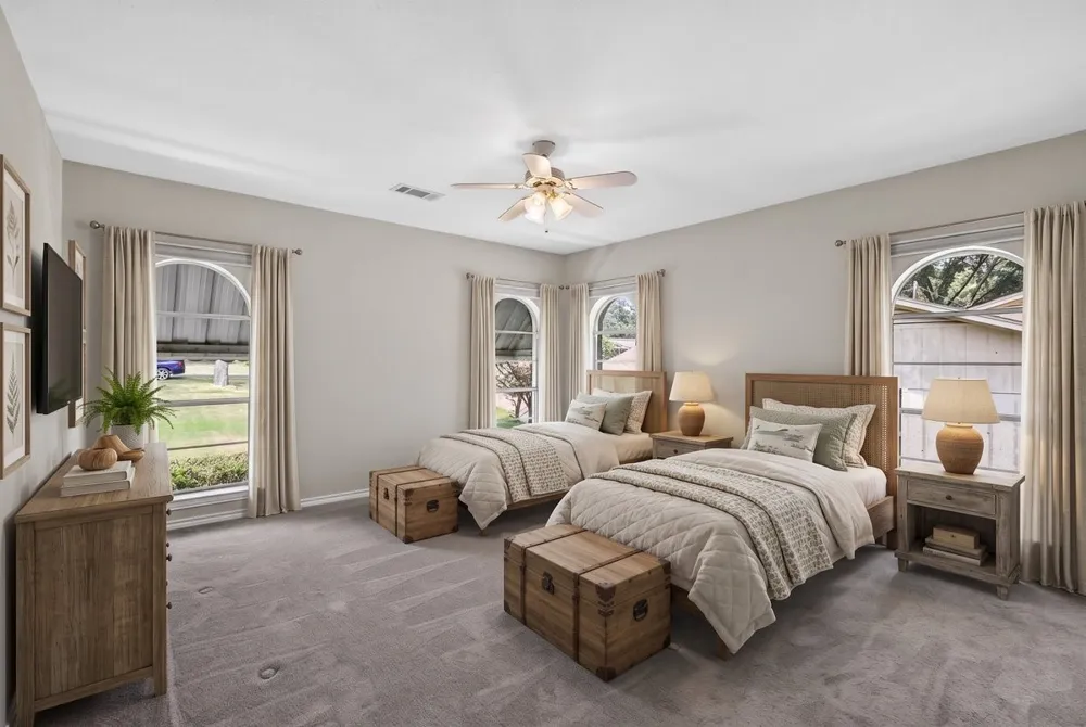 160 Santa Monica Drive Mabank, TX 75156