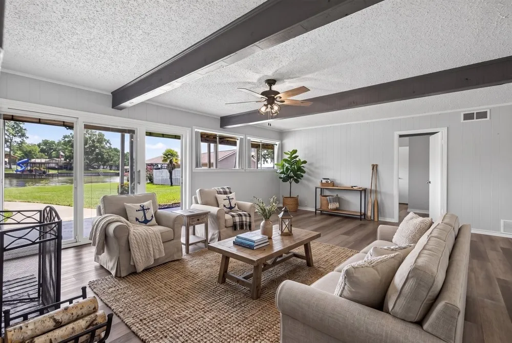 160 Santa Monica Drive Mabank, TX 75156