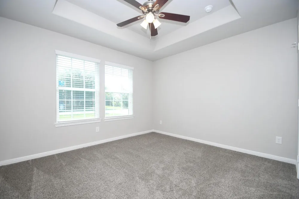 828 S 1st Street La Porte, TX 77571