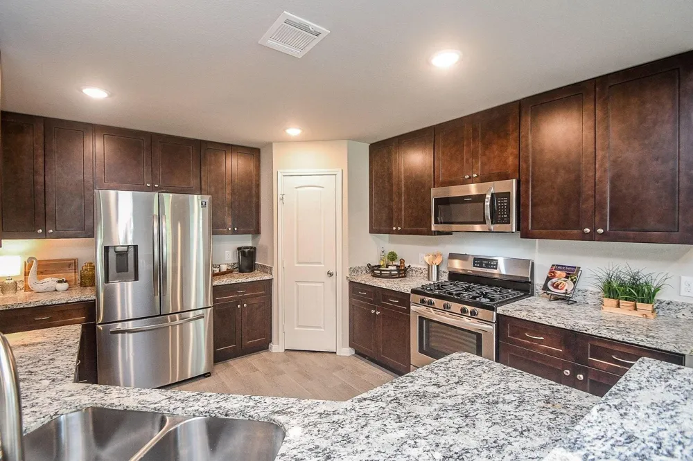 828 S 1st Street La Porte, TX 77571