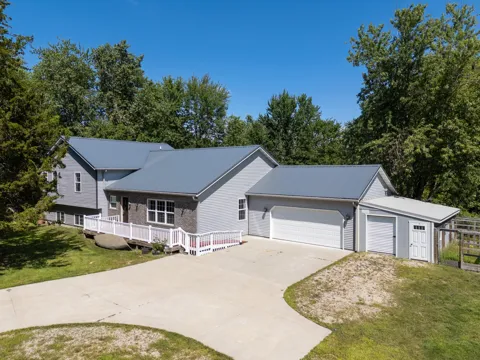 449 Blue Star Highway