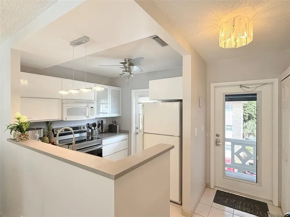 5171 W Oakland Park Boulevard #312 Lauderdale Lakes, FL 33313