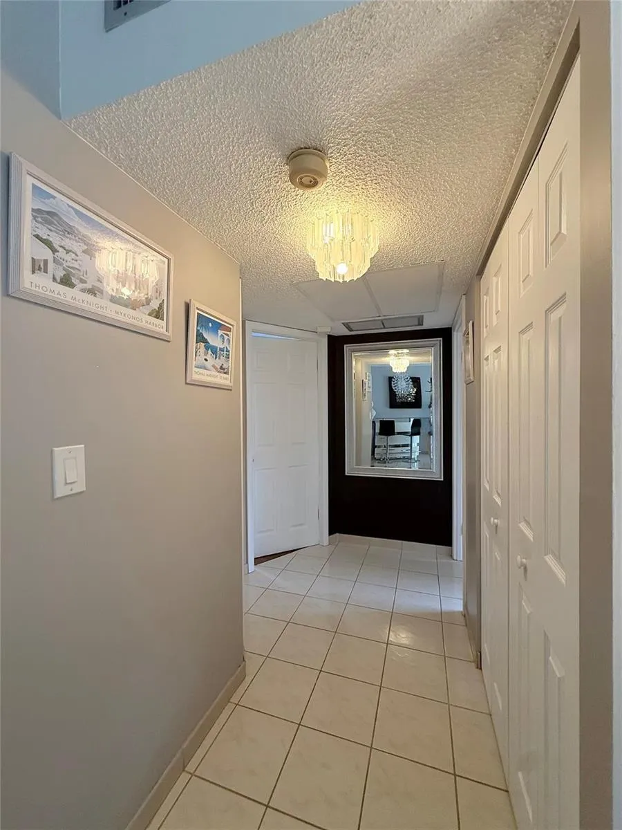 5171 W Oakland Park Boulevard #312 Lauderdale Lakes, FL 33313