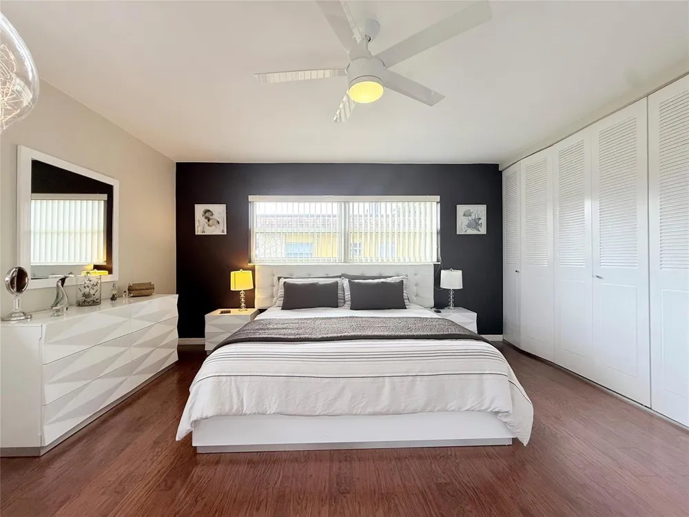 5171 W Oakland Park Boulevard #312 Lauderdale Lakes, FL 33313