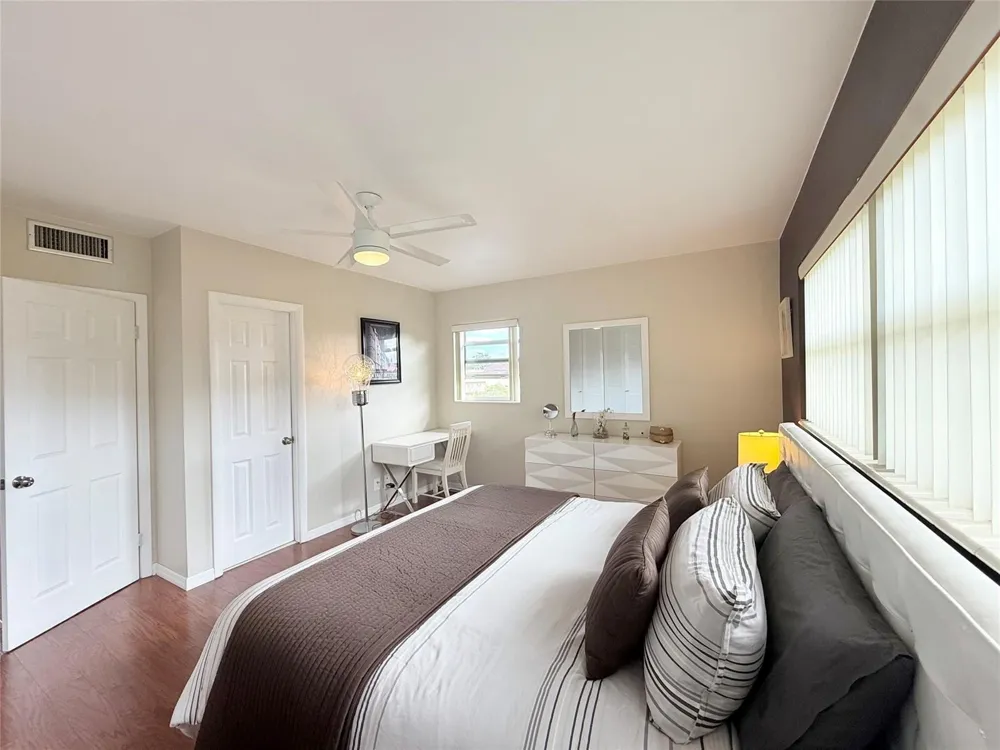 5171 W Oakland Park Boulevard #312 Lauderdale Lakes, FL 33313
