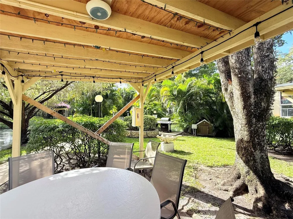5171 W Oakland Park Boulevard #312 Lauderdale Lakes, FL 33313