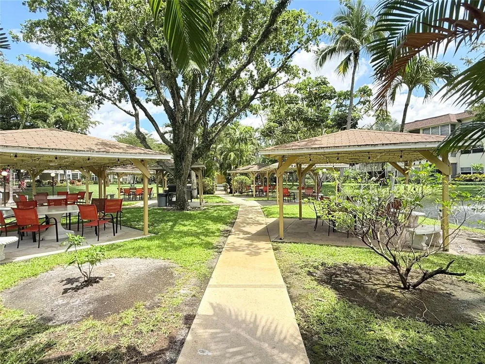 5171 W Oakland Park Boulevard #312 Lauderdale Lakes, FL 33313