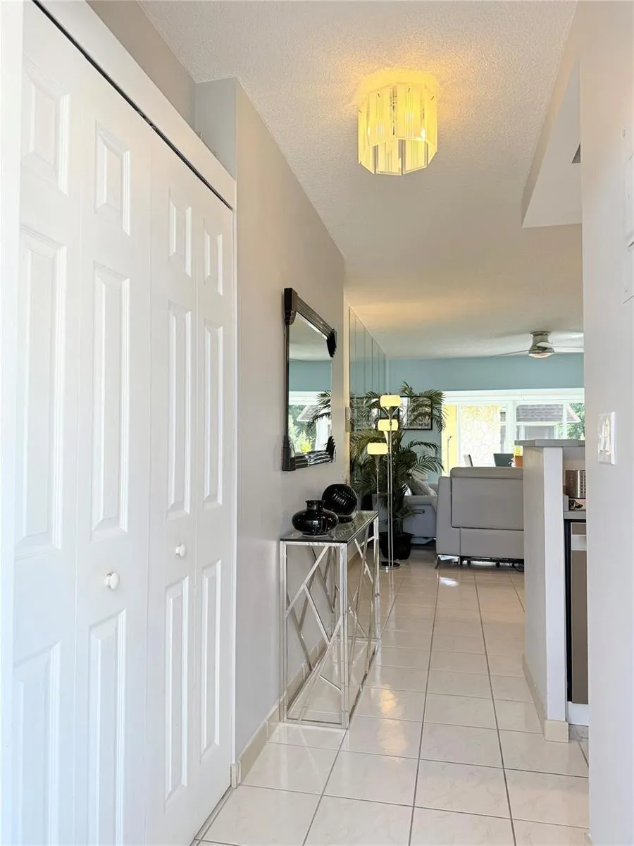 5171 W Oakland Park Boulevard #312 Lauderdale Lakes, FL 33313