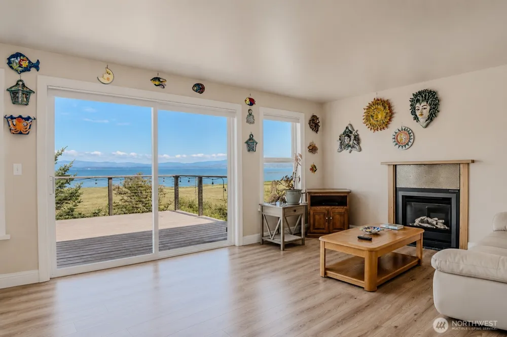 29720 Sandridge Road Ocean Park, WA 98640
