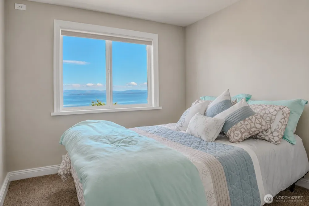 29720 Sandridge Road Ocean Park, WA 98640