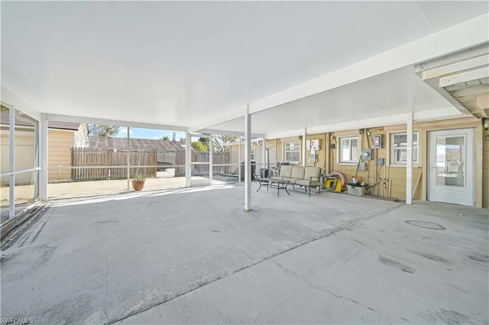 101 Lucille Avenue Fort Myers, FL 33916