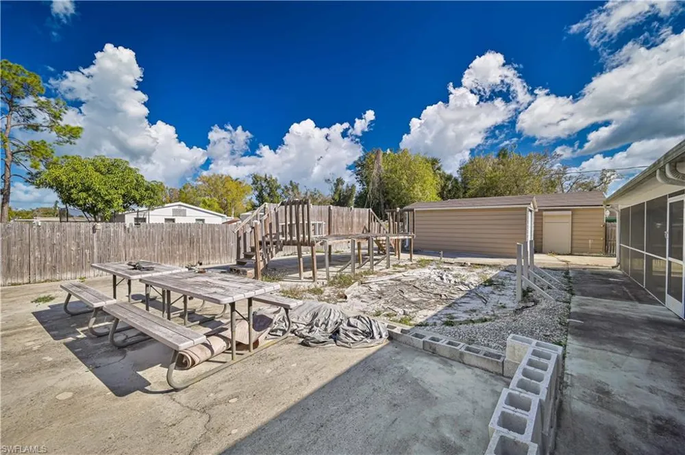 101 Lucille Avenue Fort Myers, FL 33916